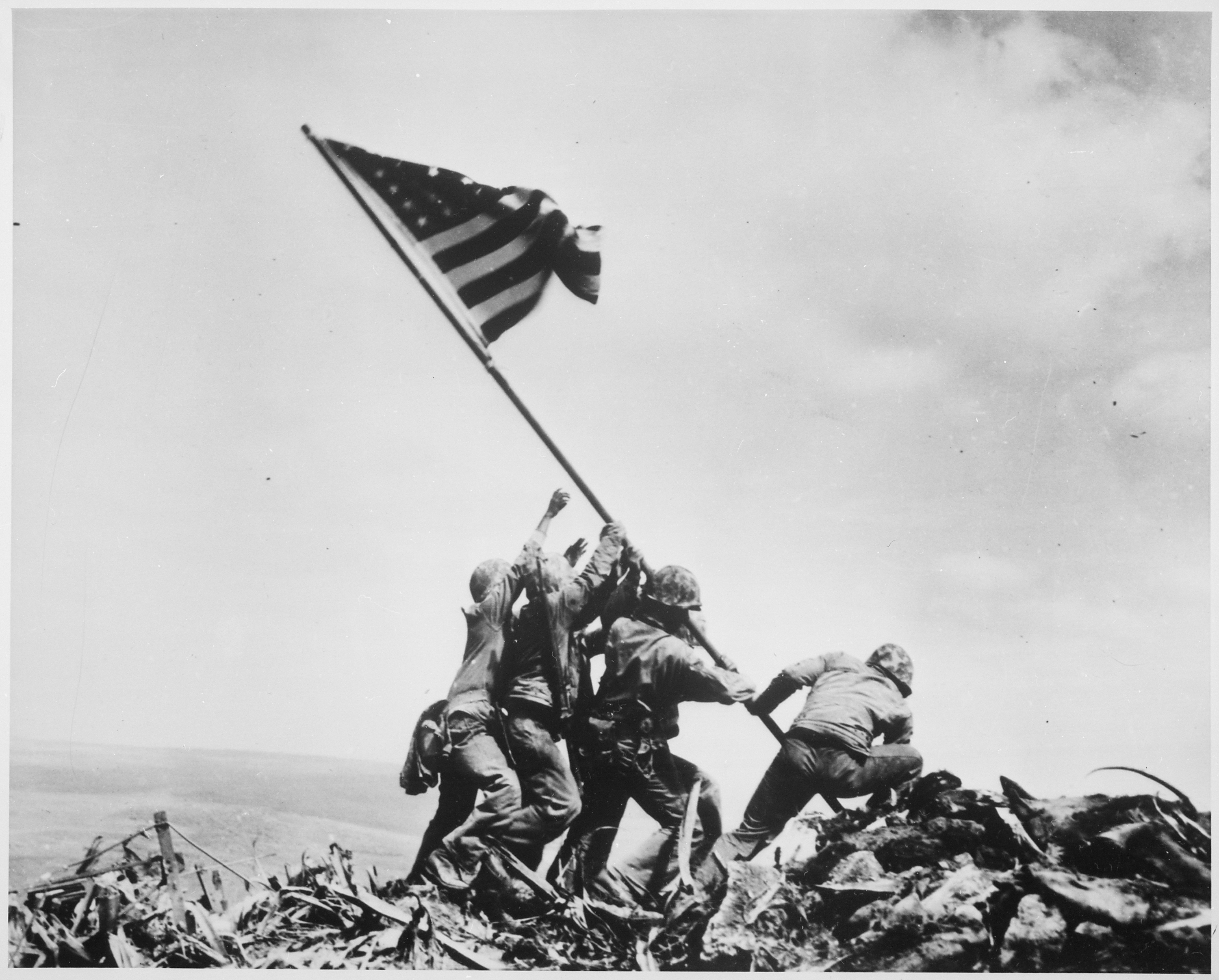 3000x2413 Raising the Flag on Iwo Jima.png
