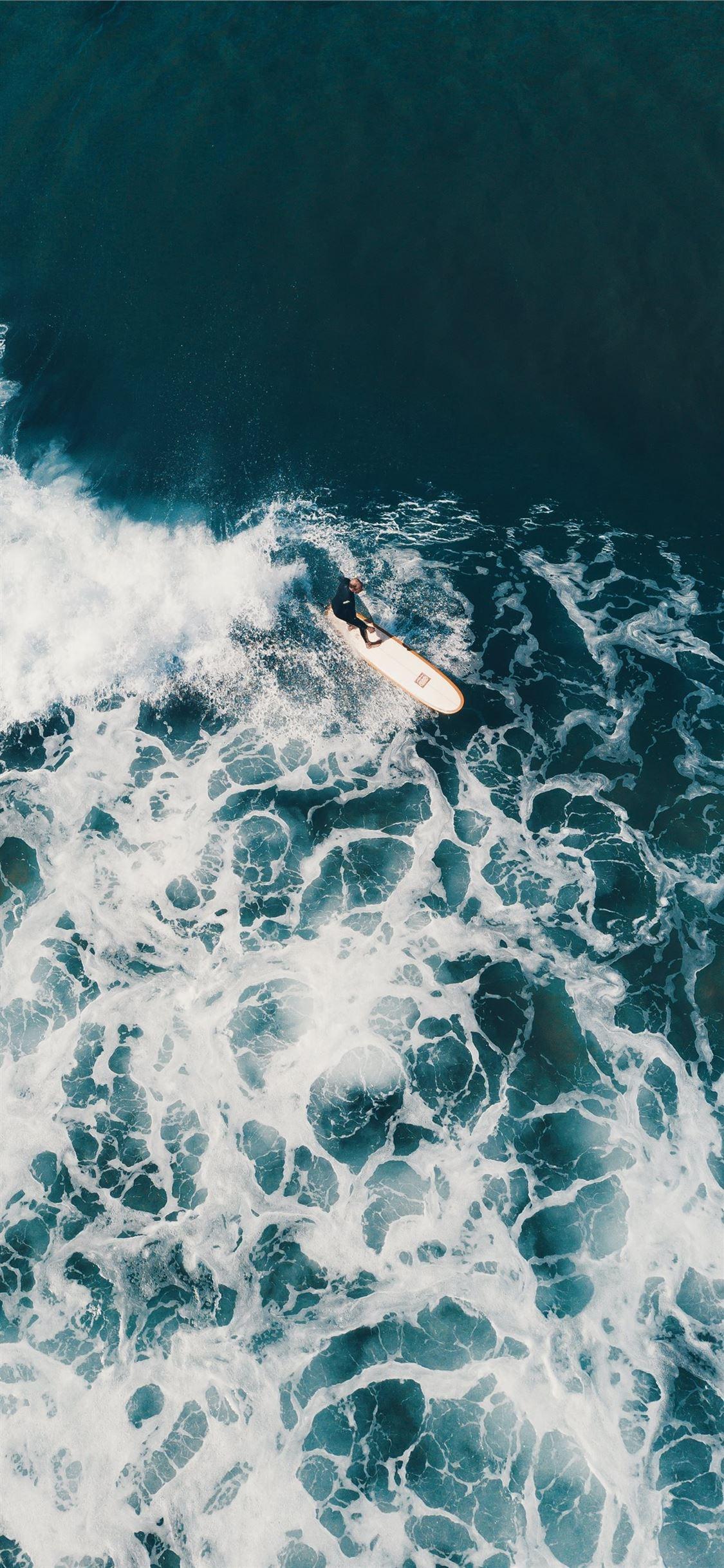1125x2436 Surf Wallpaper