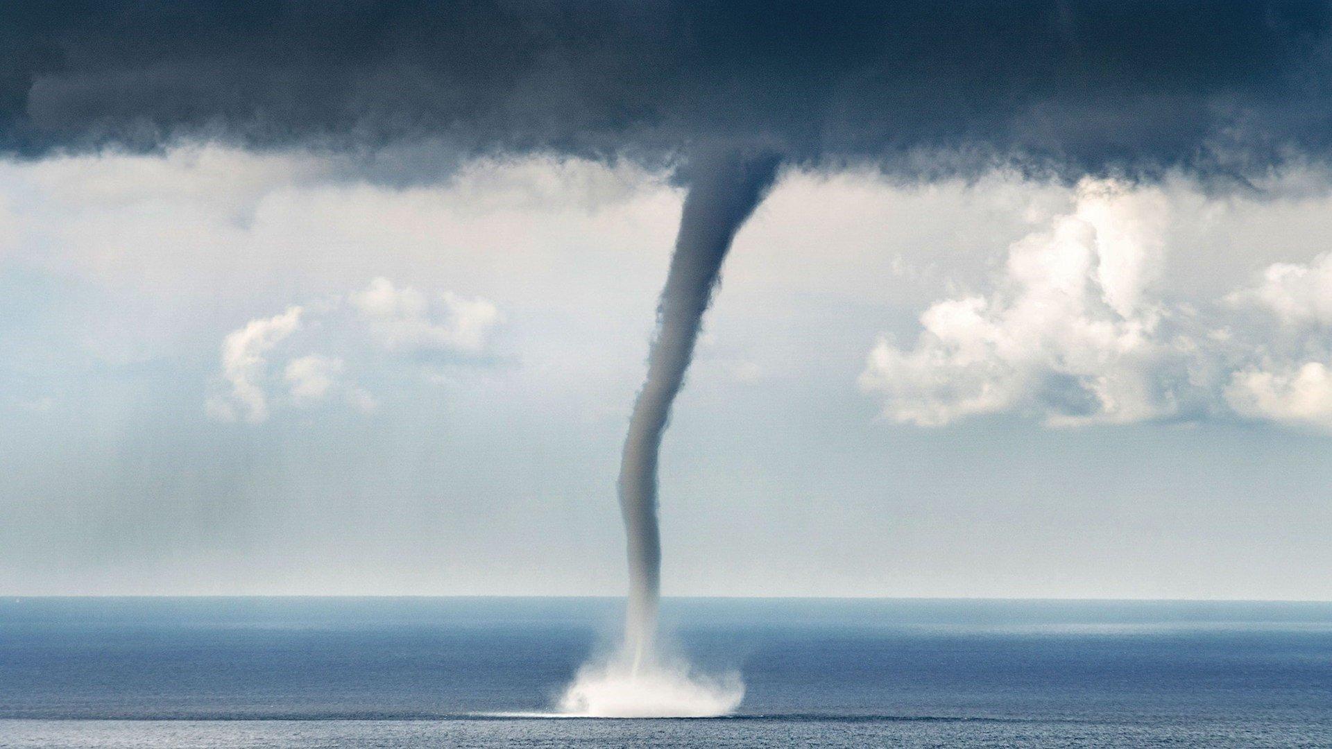 water-tornado-wallpapers-top-free-water-tornado-backgrounds