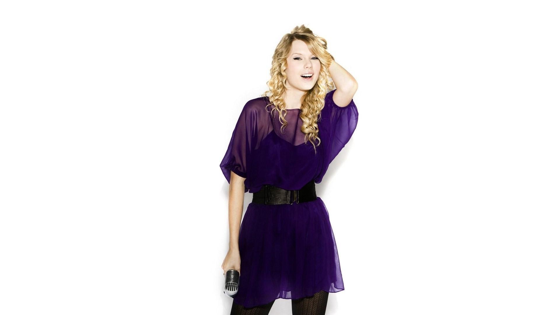 1920x1080 Blondes women Taylor Swift celebrity purple dress simple background microphones white background wallpaperx1080