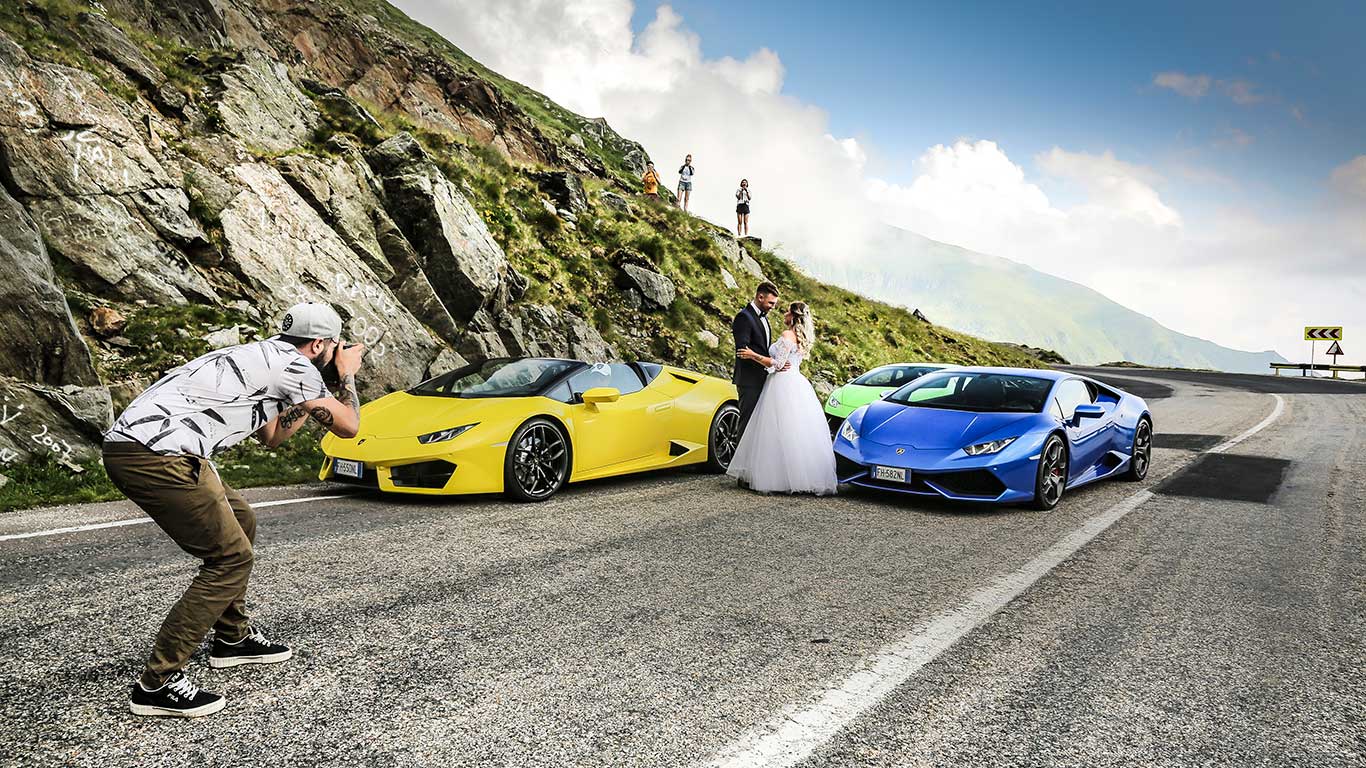 1366x768 The 20 most Instagrammed car brands