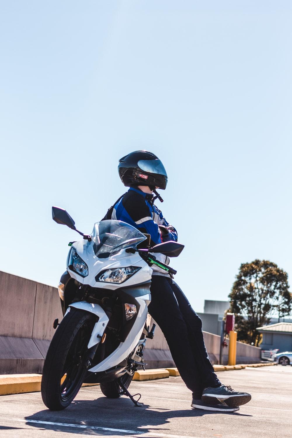 1000x1500 Biker Picture [HQ]. Download Free Image