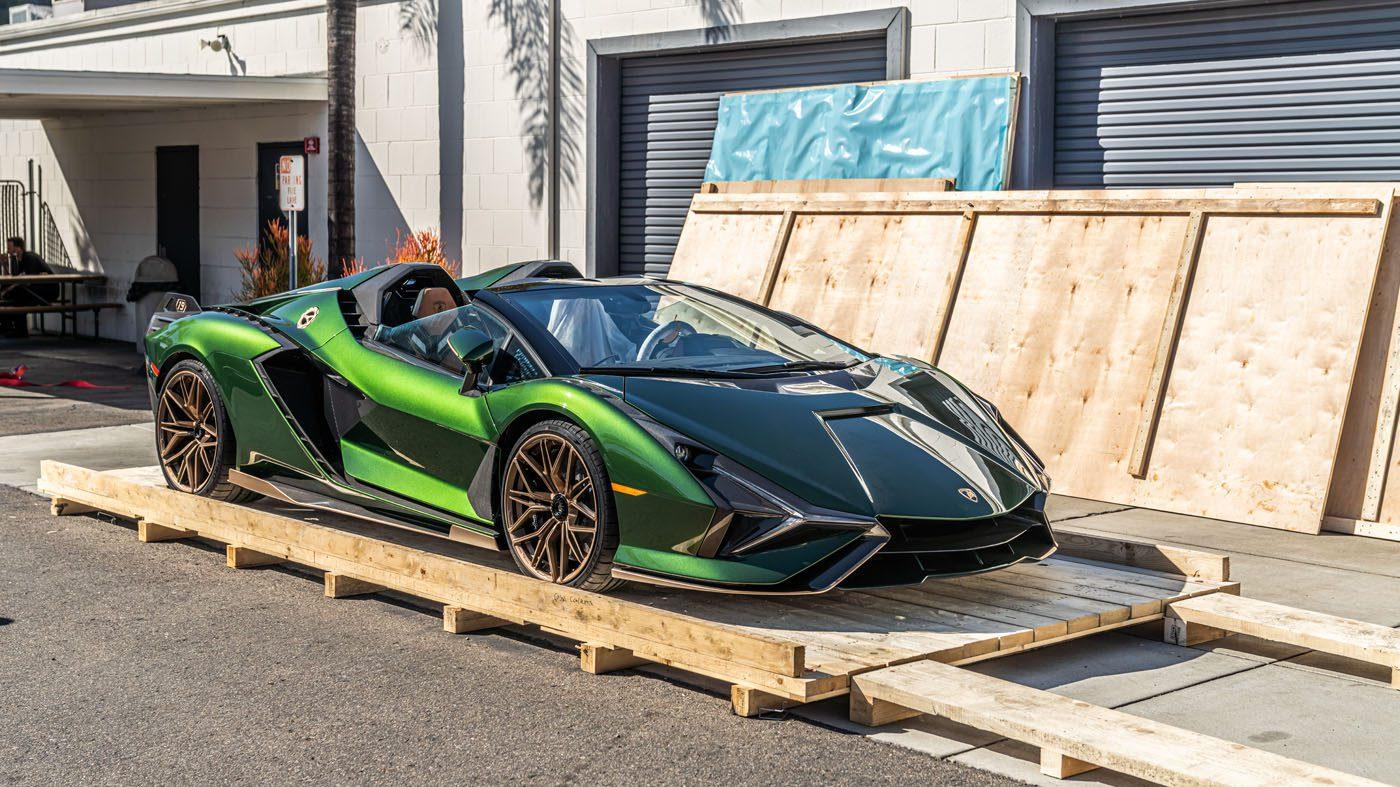 1400x787 Rare Unboxing of a Lamborghini Sian at Lamborghini San Diego