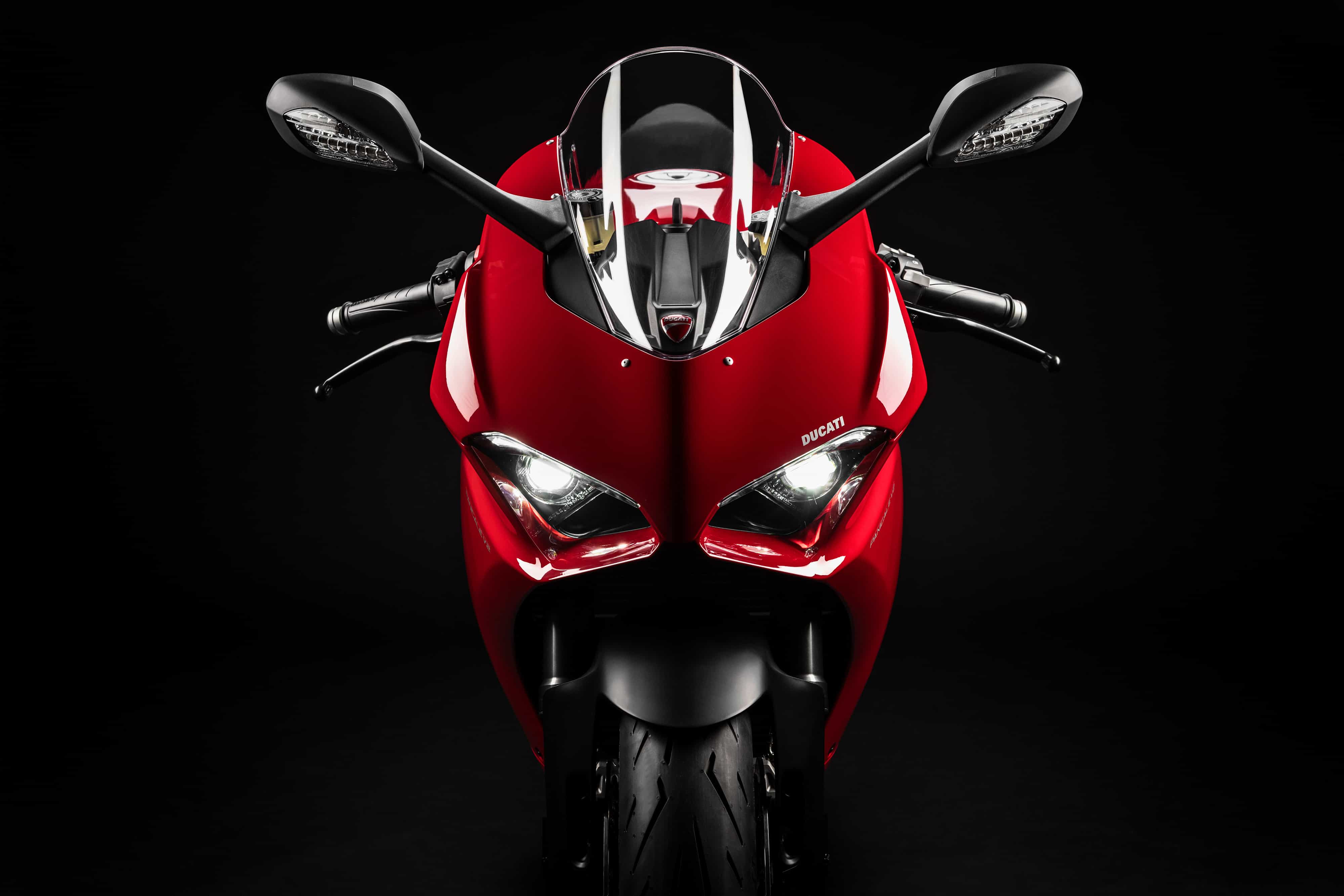 4000x2666 Red motorcycle Ducati Panigale v2 front view Desktop wallpaper 1280x800