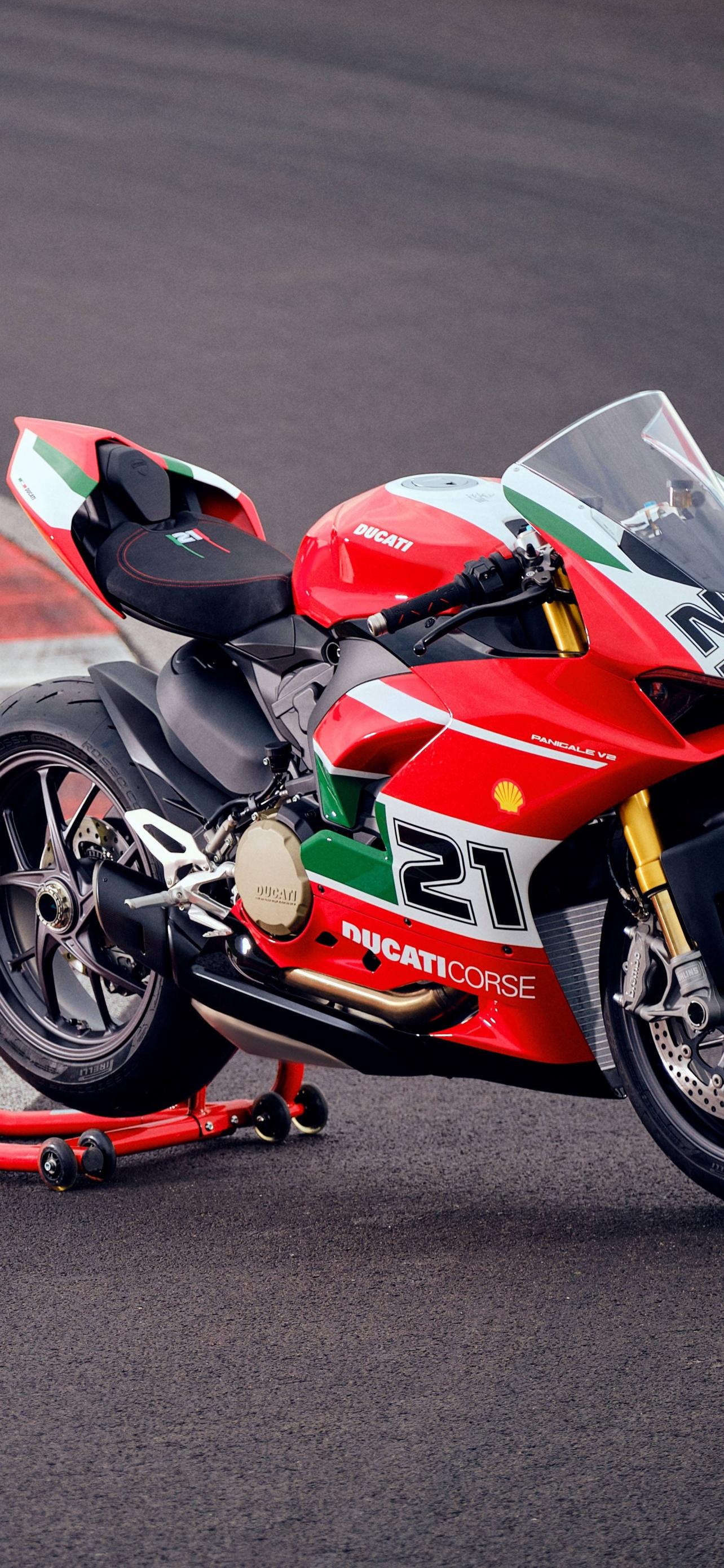 1284x2778 Ducati Panigale V2 Bayliss Wallpaper 4K, Sports bikes, Race track, 5K, Bikes