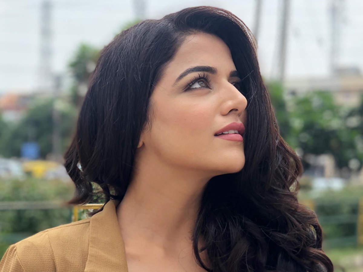 1200x900 Wamiqa Gabbi: Days before the shoot, I panicked and told Jenuse I can't do the film. Malayalam Movie News of India
