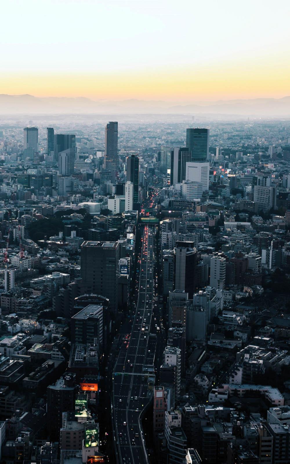 1000x1600 Skyscrapers City View of Minato Japan 4K Ultra HD Mobile Wallpaper