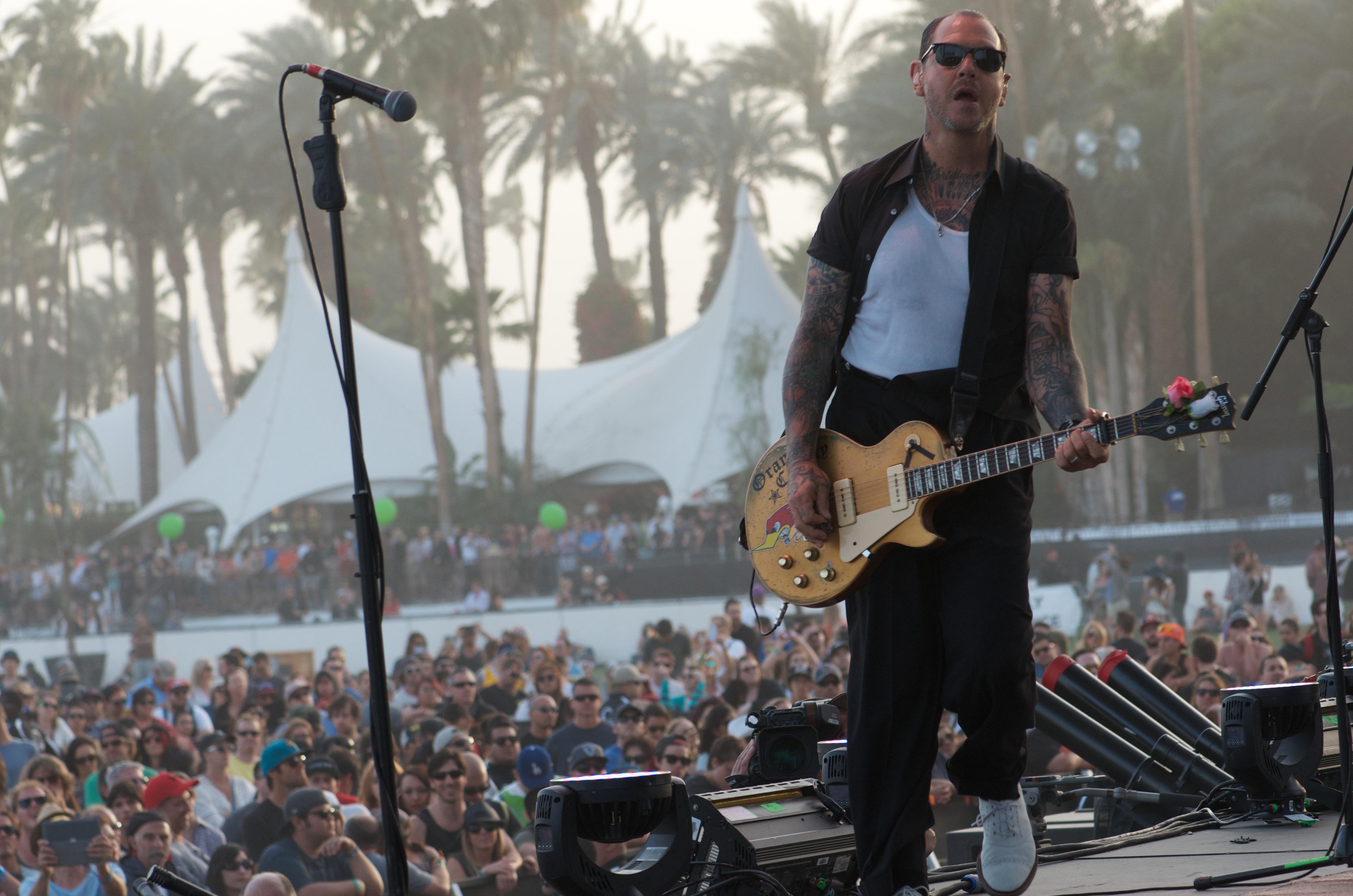Mike Ness Wallpapers - Top Free Mike Ness Backgrounds - WallpaperAccess