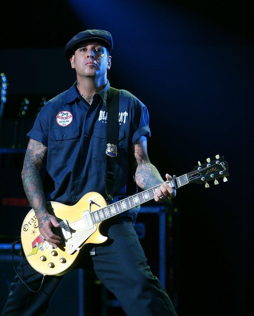 821x1024 Mike Ness, Jonny Wickersham Ness Photo