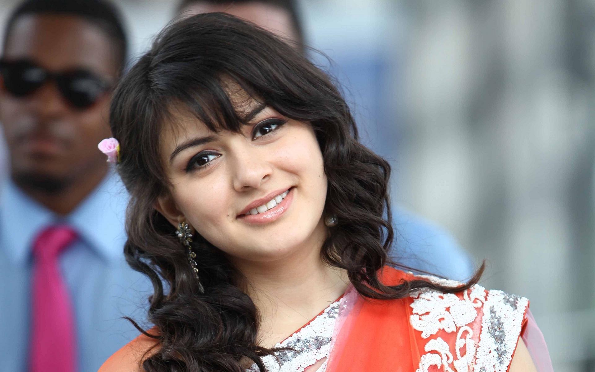 1920x1200 Hansika Motwani Wallpaper 25 X 1200