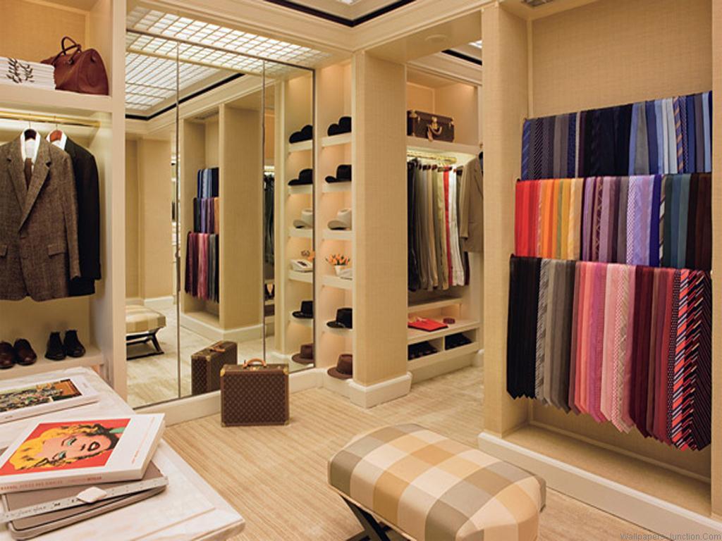 1024x768 Hit The Dressing Room Prepared: Tips For Shopping With An Ultra Important Dress