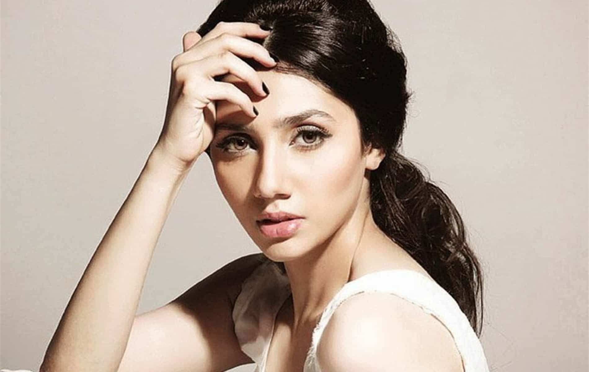 1900x1200 Mahira Khan named in 'BBC 100 Most Inspiring Women'