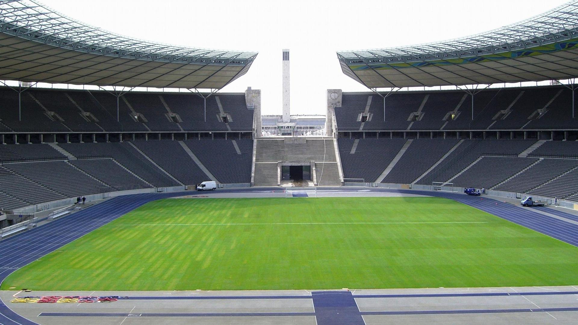 1920x1080 London 2012 Olympic Stadium Football Field City Architecture Wallpaper