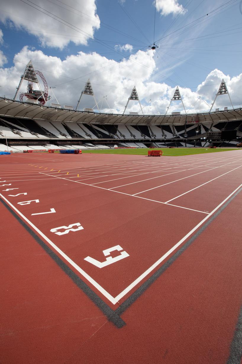 818x1227 olympic stadium for london 2012