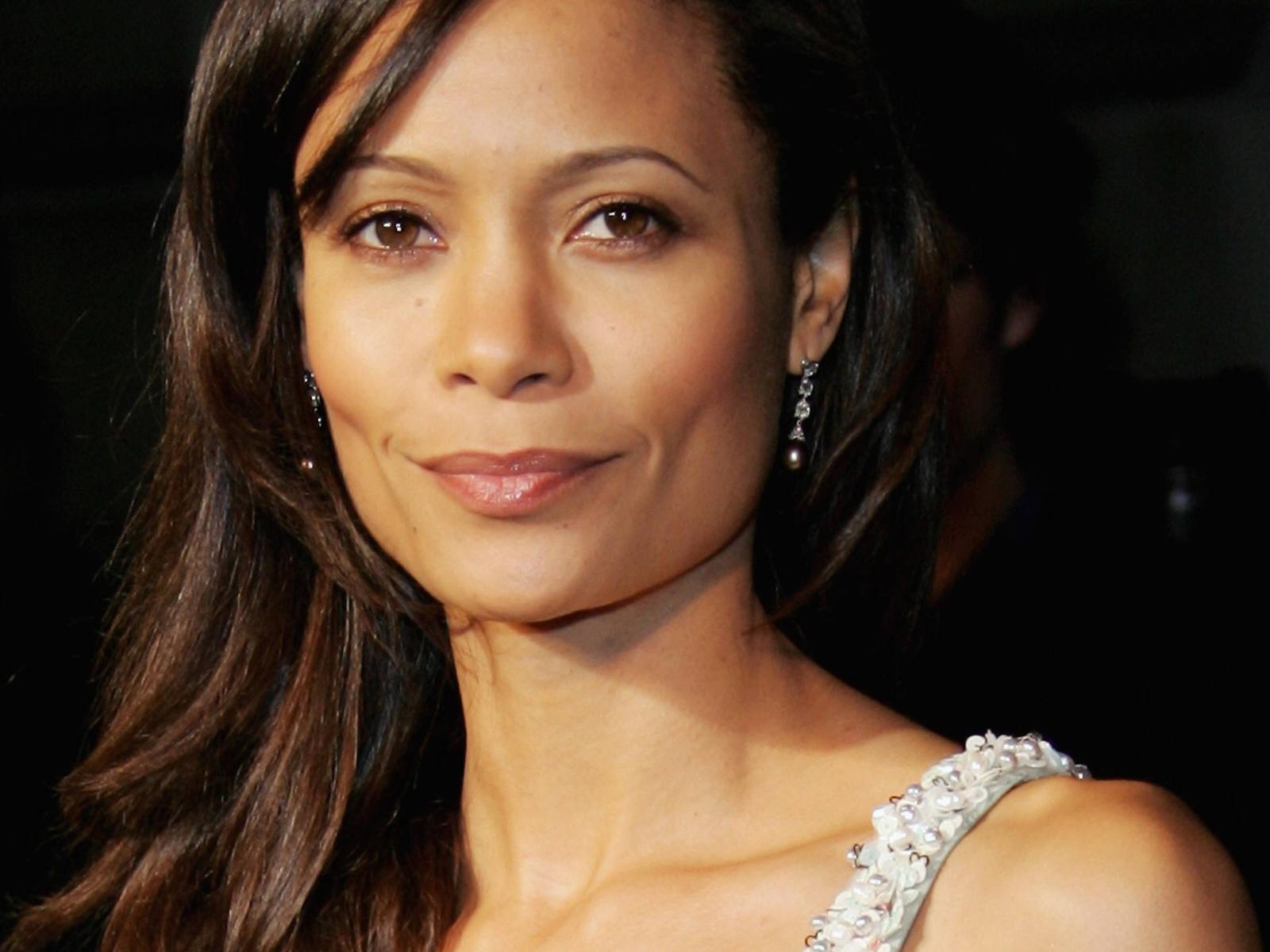 1600x1200 Thandie Newton Computer Wallpaper 57536 1600x1200px