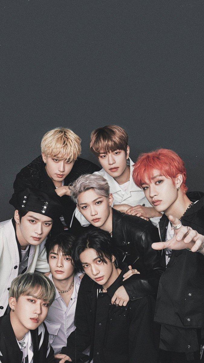 675x1200 STRAY KIDS WALLPAPER Twitterissä: [ #straykids #스트레이키즈 ] i can never get over this look. all of them. #BARFOUT