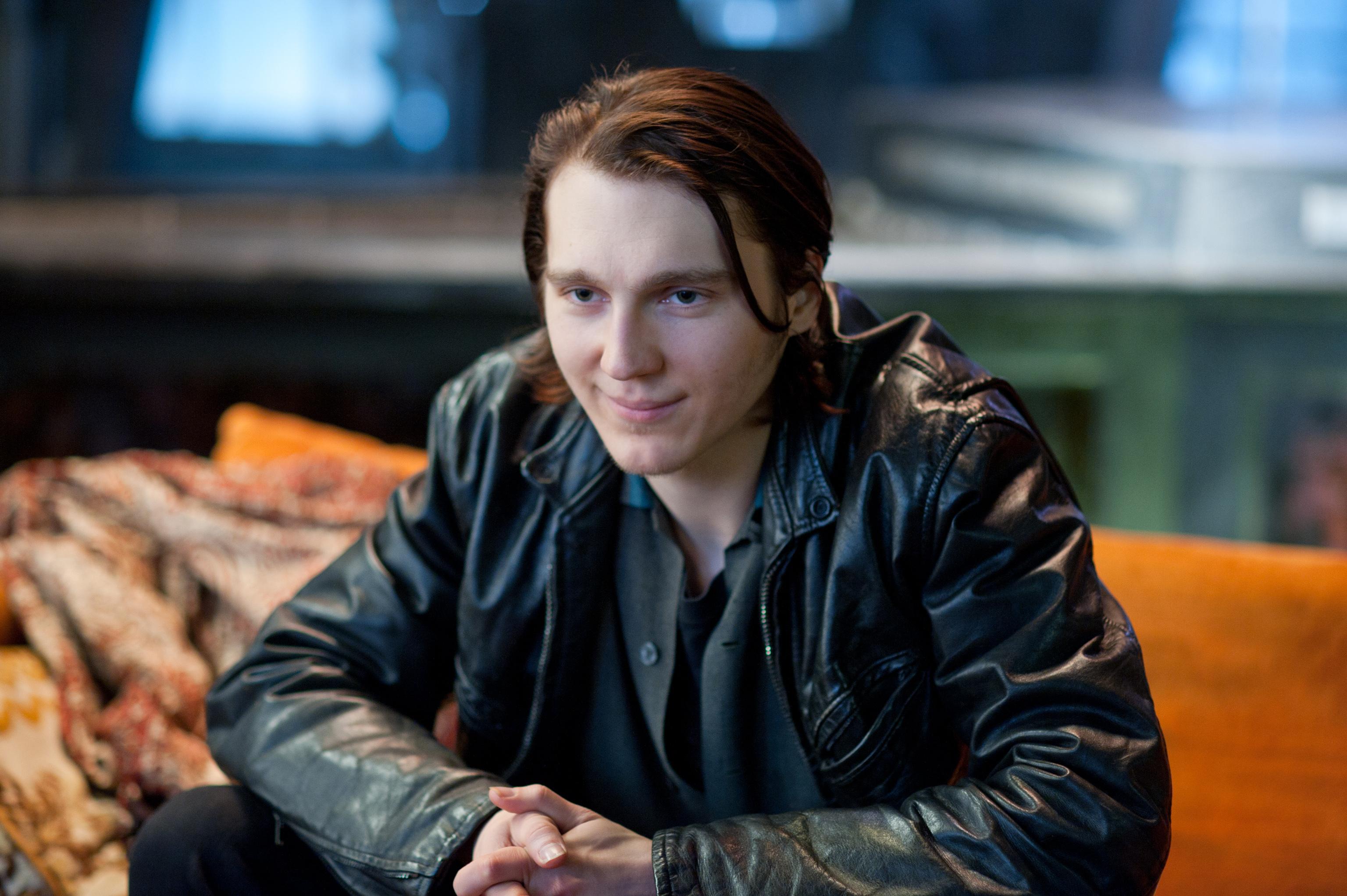 3072x2044 HD Paul Dano Wallpaper