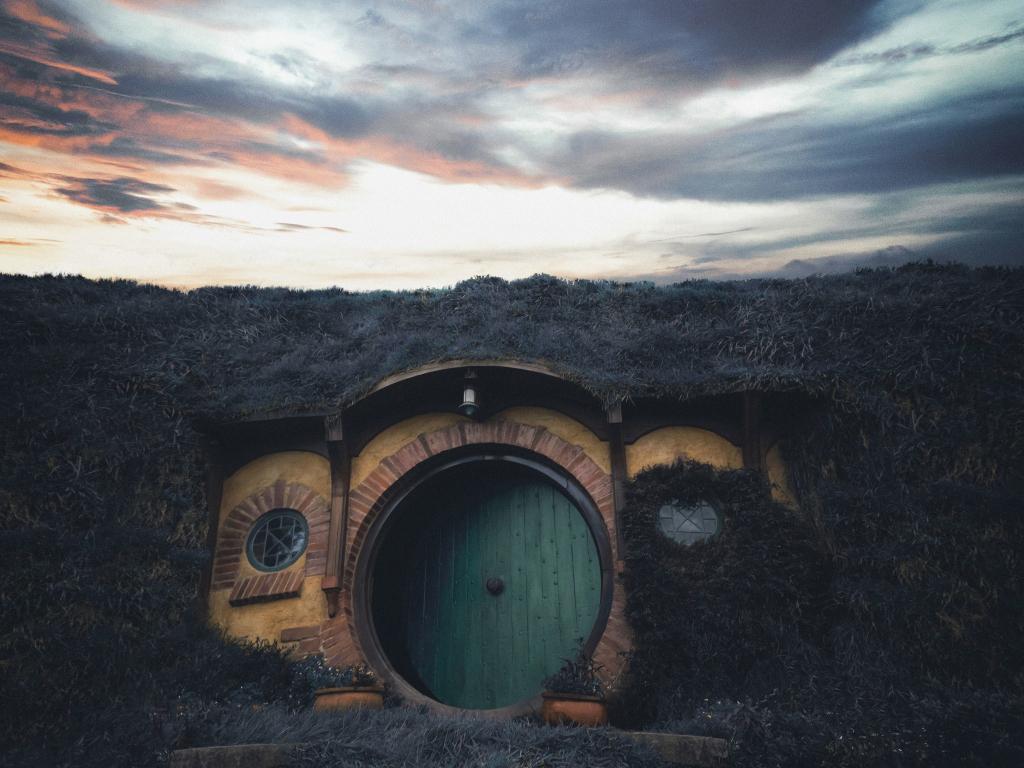 1024x768 House, the hobbit, movie set, new zealand wallpaper, HD image, picture, background, e649e4