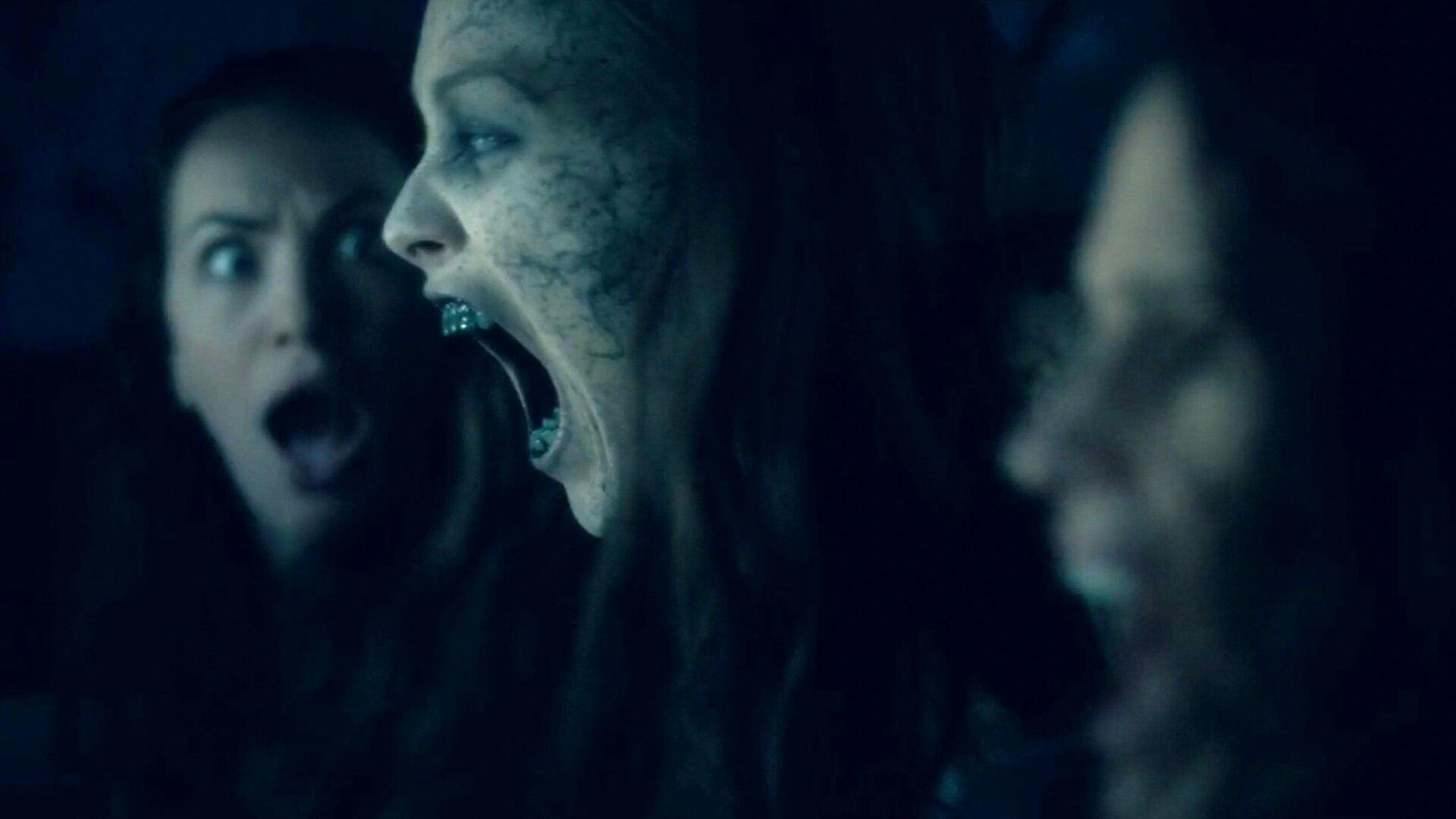 1920x1080 THE HAUNTING OF HILL HOUSE Director Mike Flanagan Will Helm All Seven Episodes of MIDNIGHT MASS