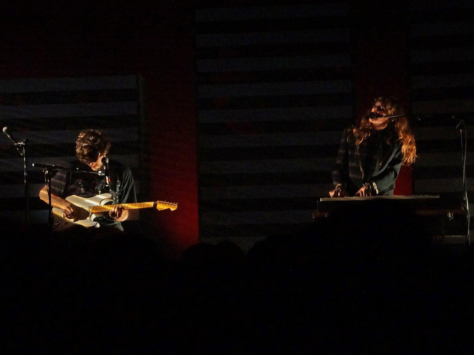 1600x1200 Beach House Band Desktop Wallpaper
