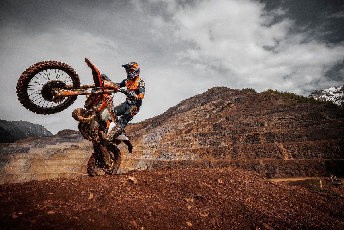 1199x800 LIFT THE COVERS: THE 2022 KTM 300 EXC TPI ERZBERGRODEO IS THE MOST READY TO RACE EXTREME ENDURO BIKE AVAILABLE PRESS CENTER