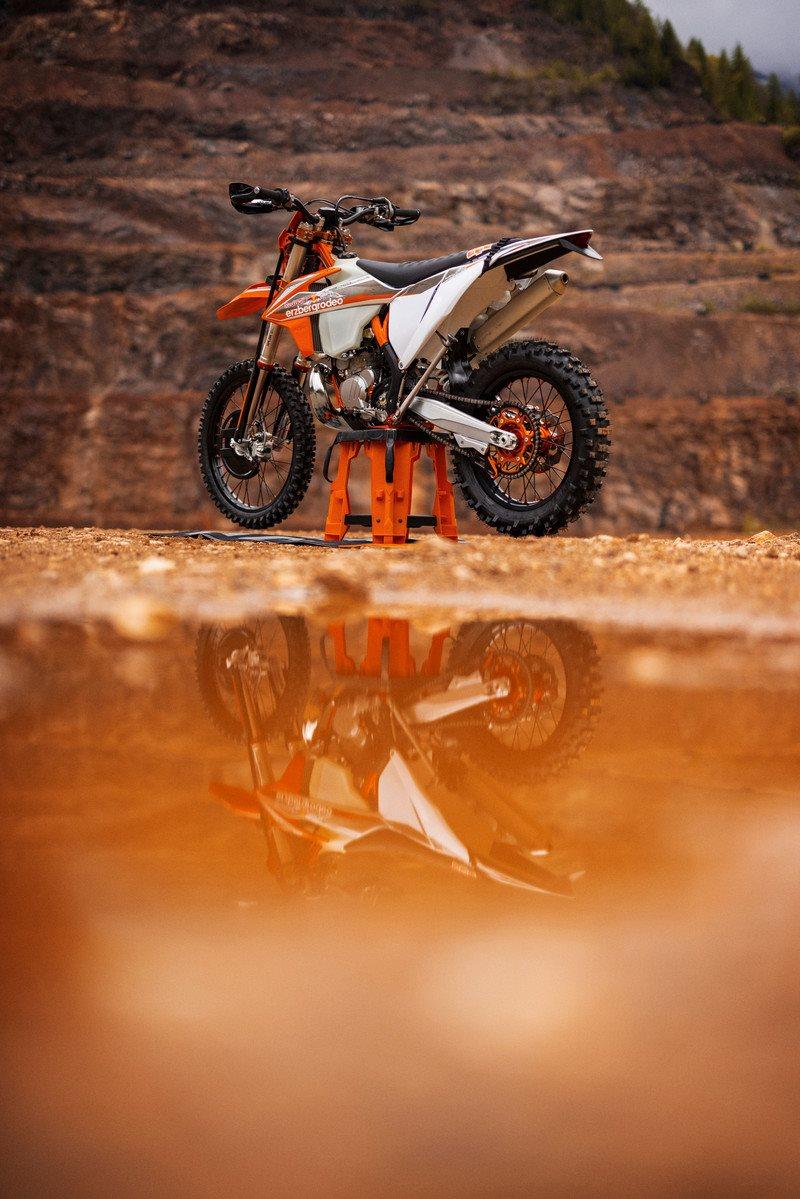 800x1199 LIFT THE COVERS: THE 2022 KTM 300 EXC TPI ERZBERGRODEO IS THE MOST READY TO RACE EXTREME ENDURO BIKE AVAILABLE PRESS CENTER