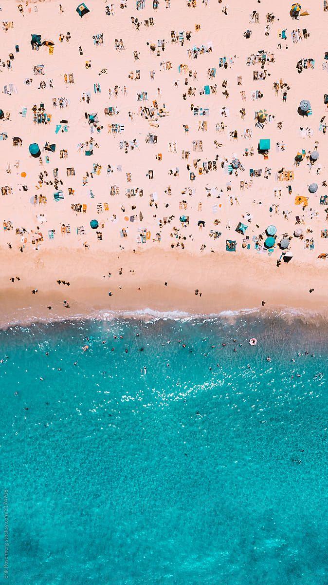 674x1200 Beach Crowd by Erik Rosenberg. Wallpaper background, Screen savers, Wallpaper