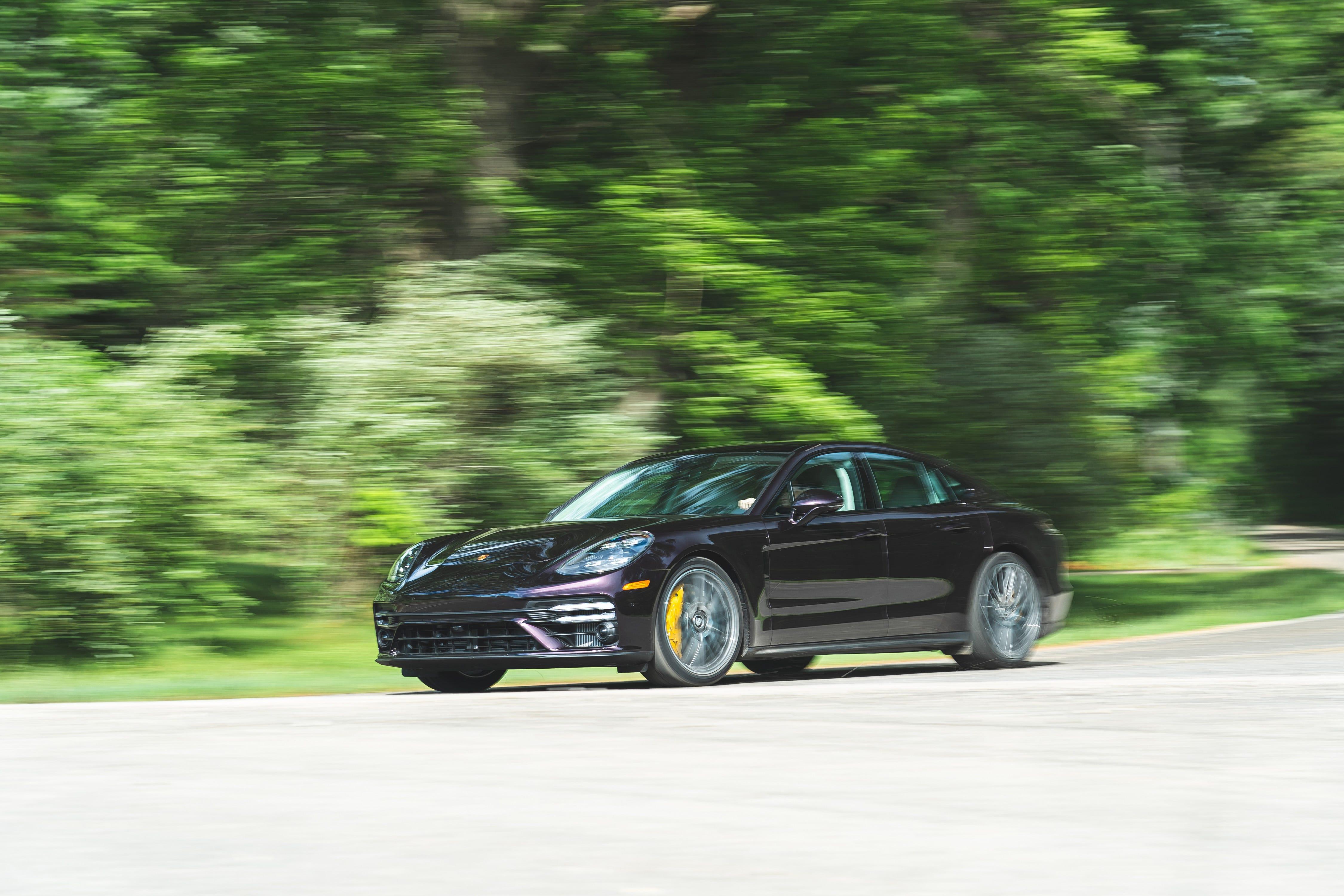 4500x3000 View Photo of the 2021 Porsche Panamera Turbo S