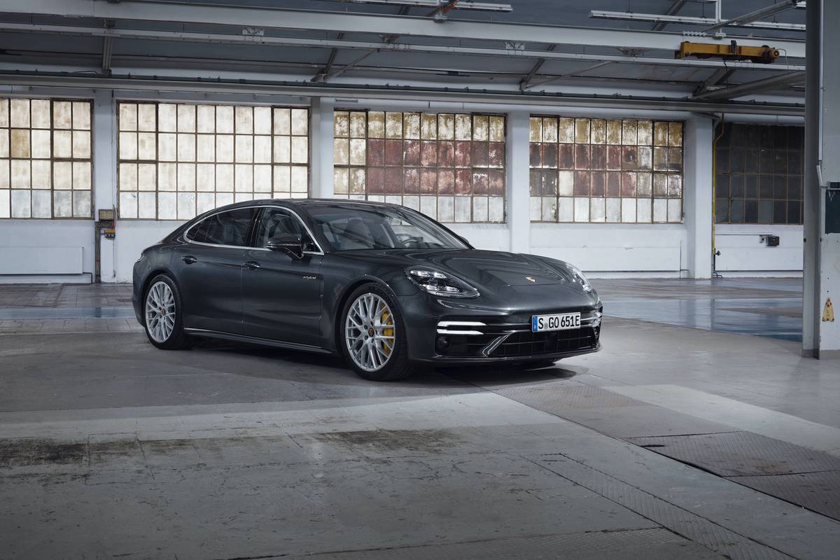 1200x800 Porsche Panamera Hybrid Lineup Packs More Power, Range