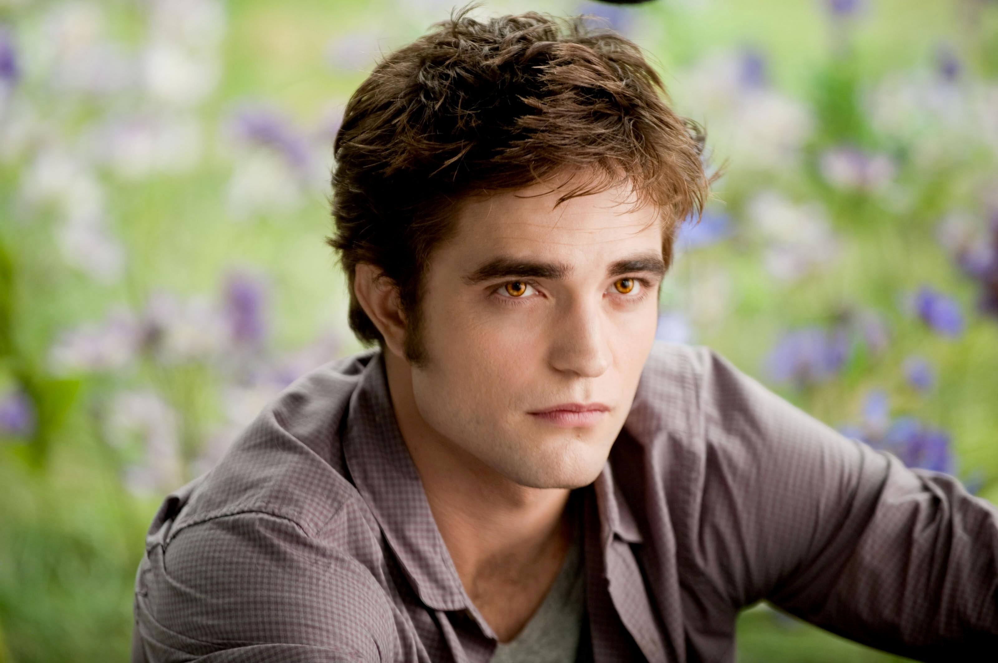 3200x2129 Robert Pattison Hollywood Actor