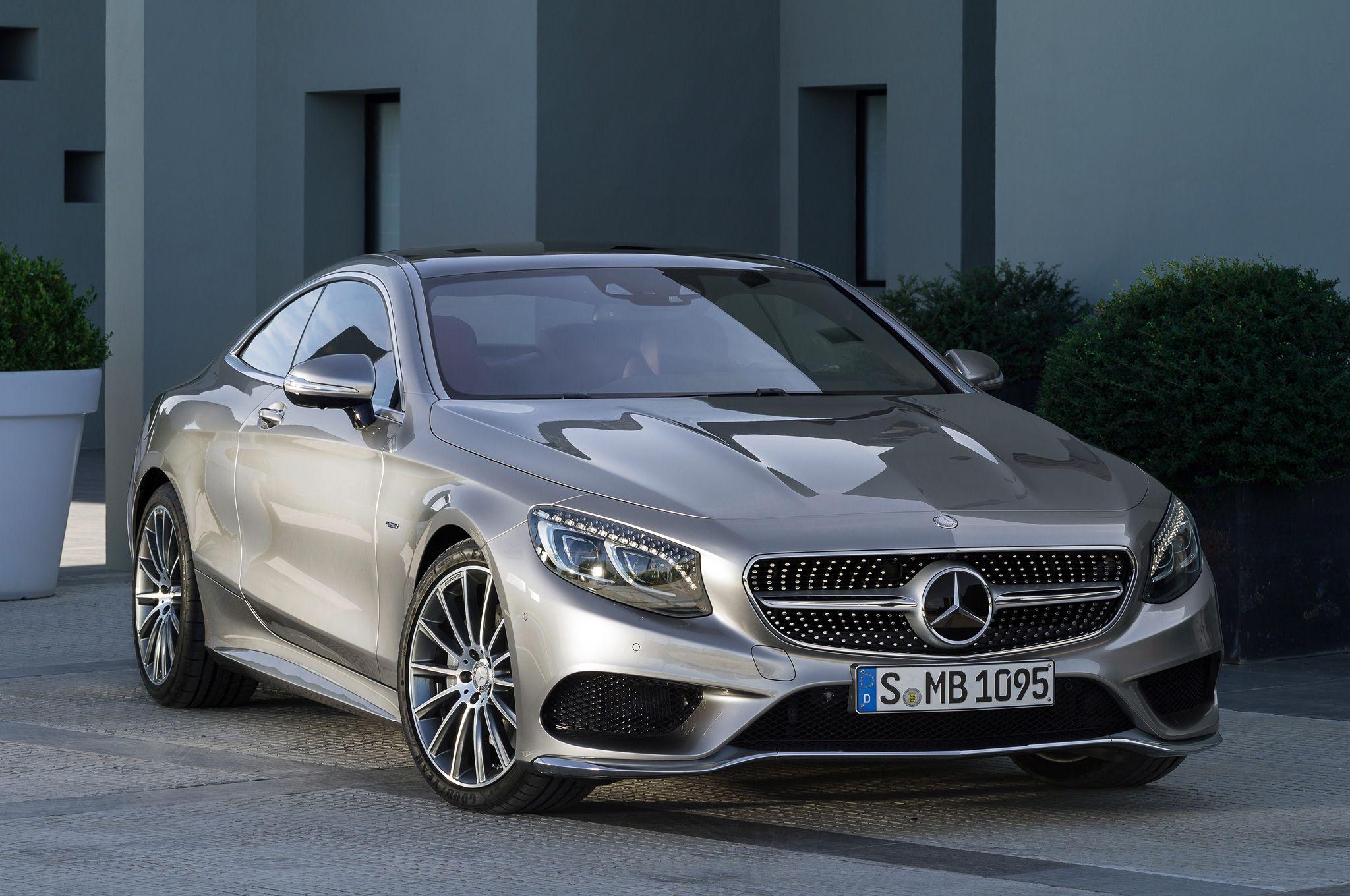 2048x1360 Mercedes Benz HD Wallpaper