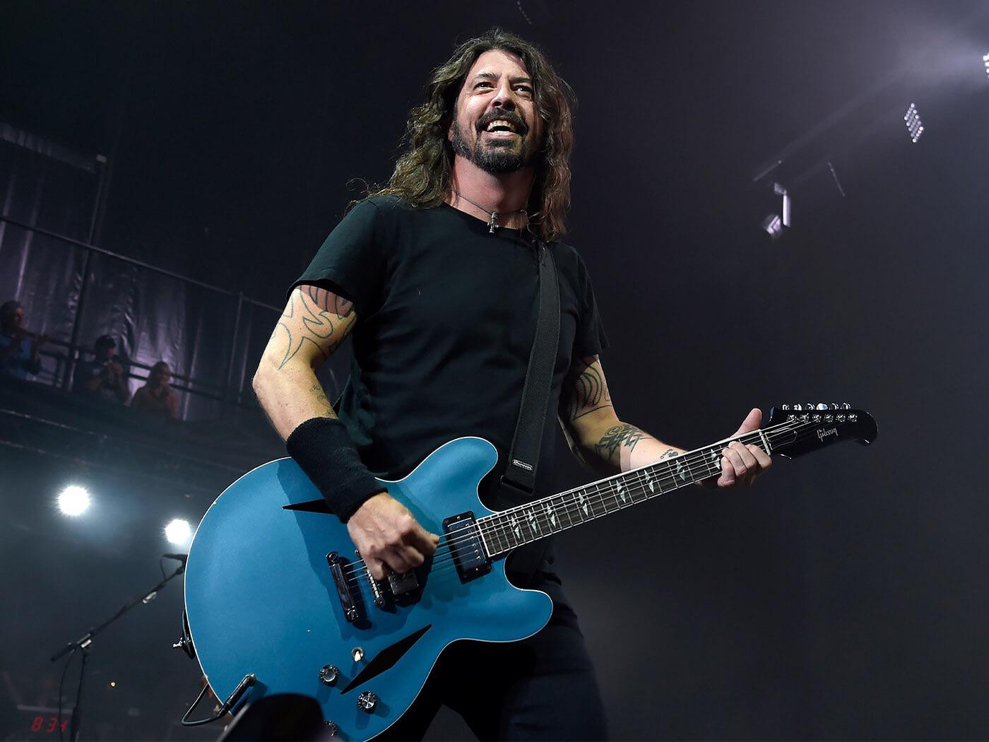 Dave Grohl Wallpapers - Top Free Dave Grohl Backgrounds - WallpaperAccess