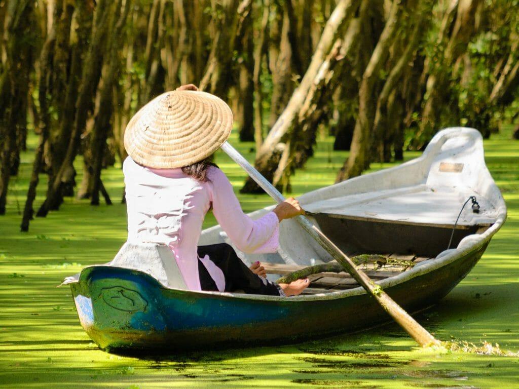 1024x768 Vietnam Delta holidays