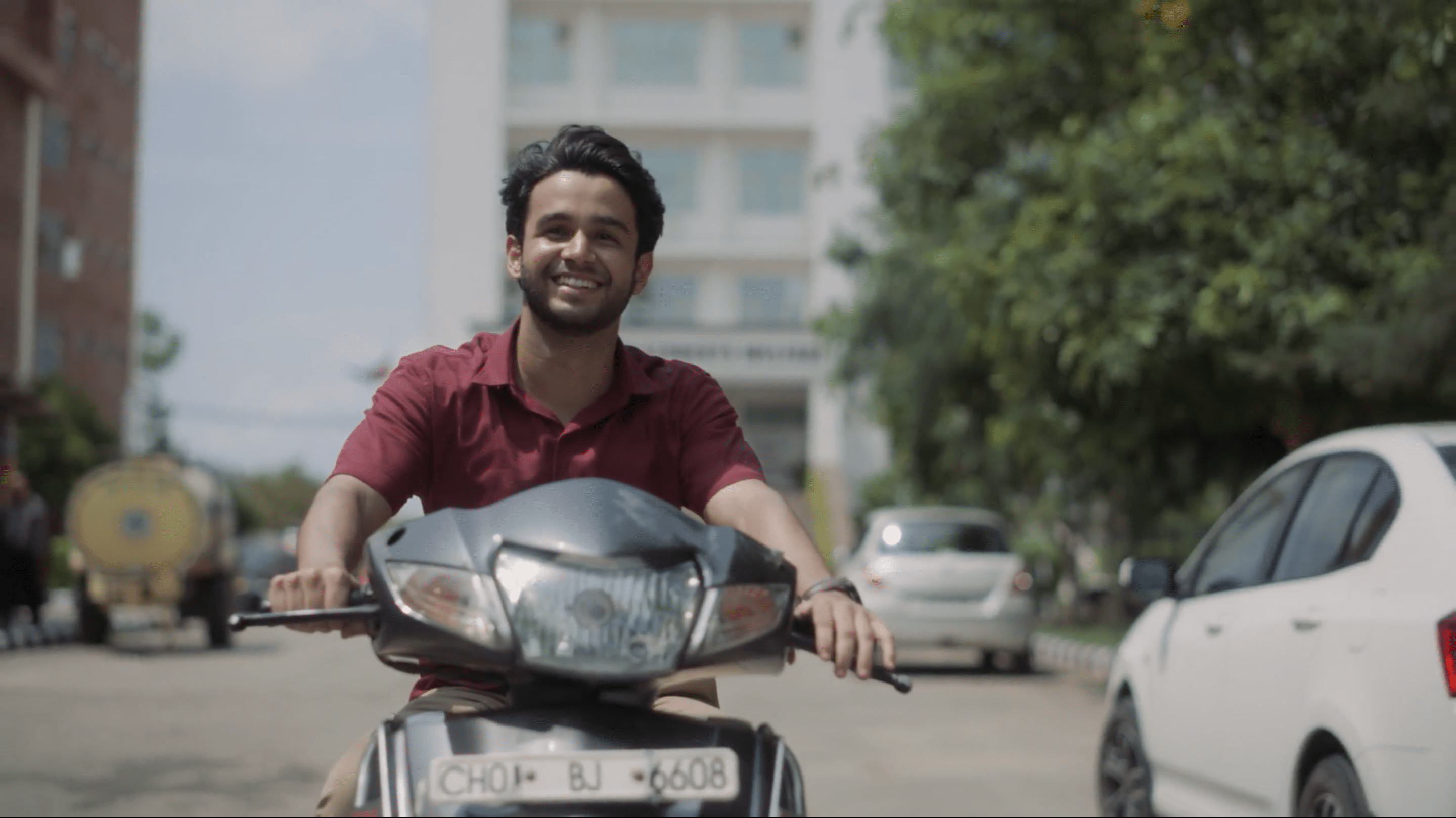 2880x1618 Review: Campus Diaries, on MX Player is a Terrible College Comedy
