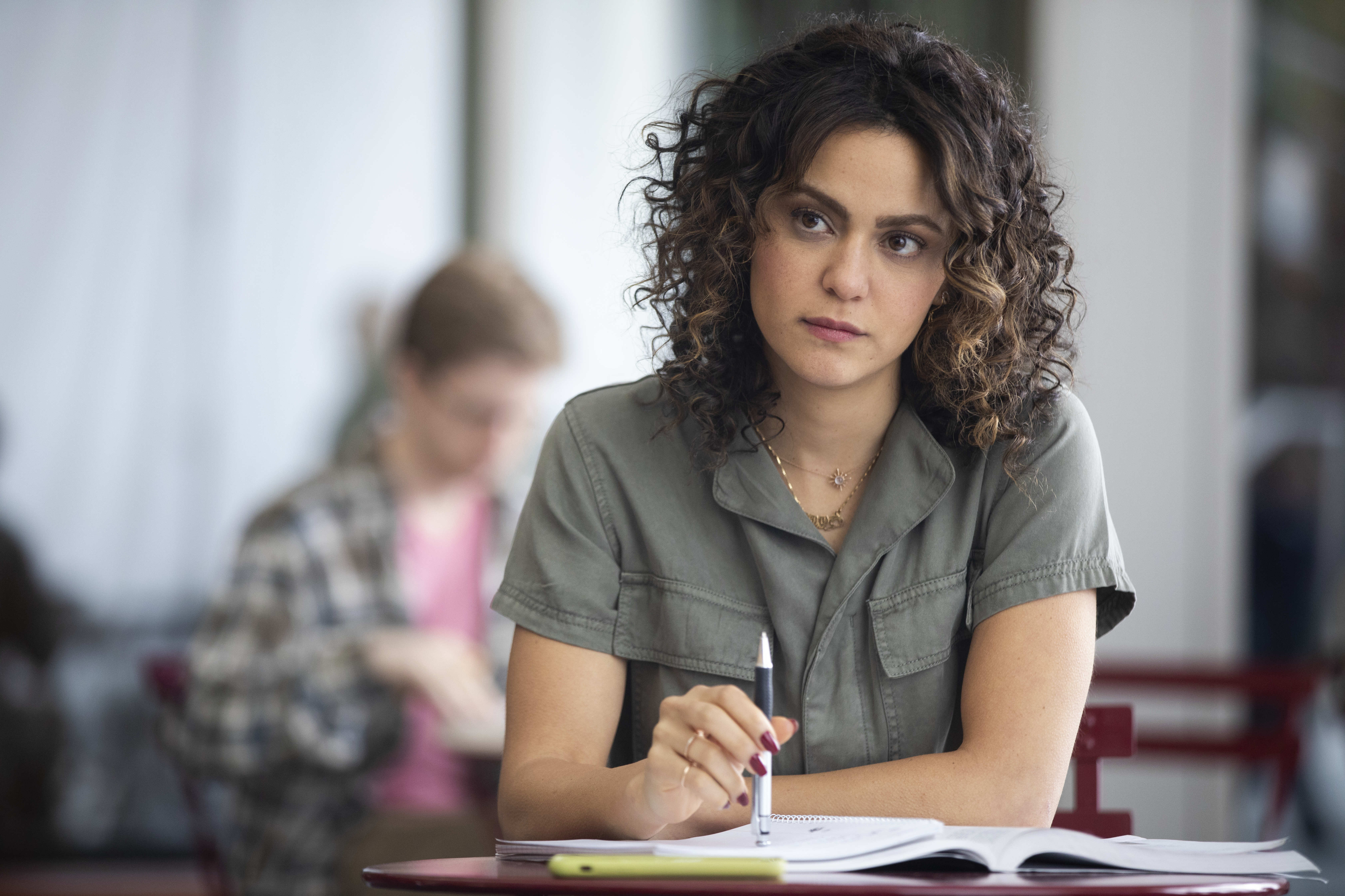 6720x4480 Ramy Refugees (TV Episode 2019)