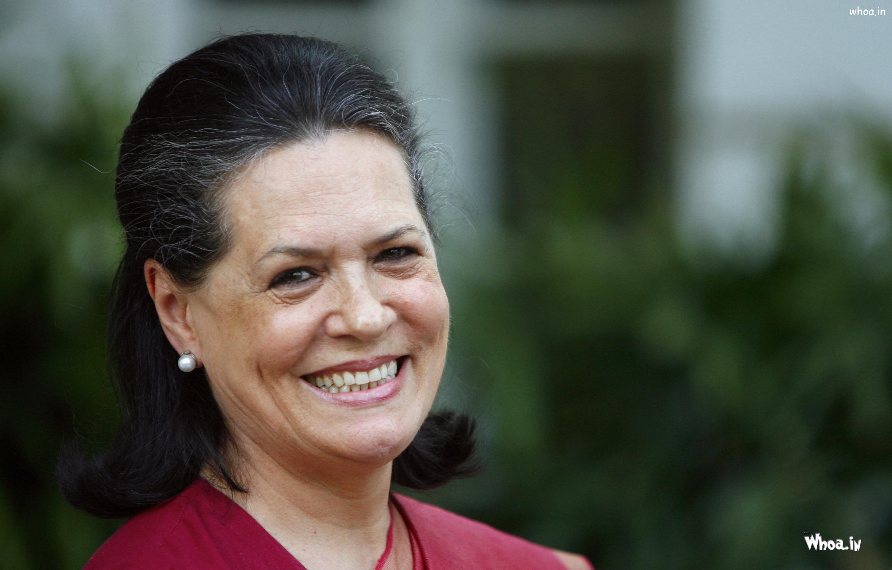 3003x1921 Sonia Gandhi Photo Download