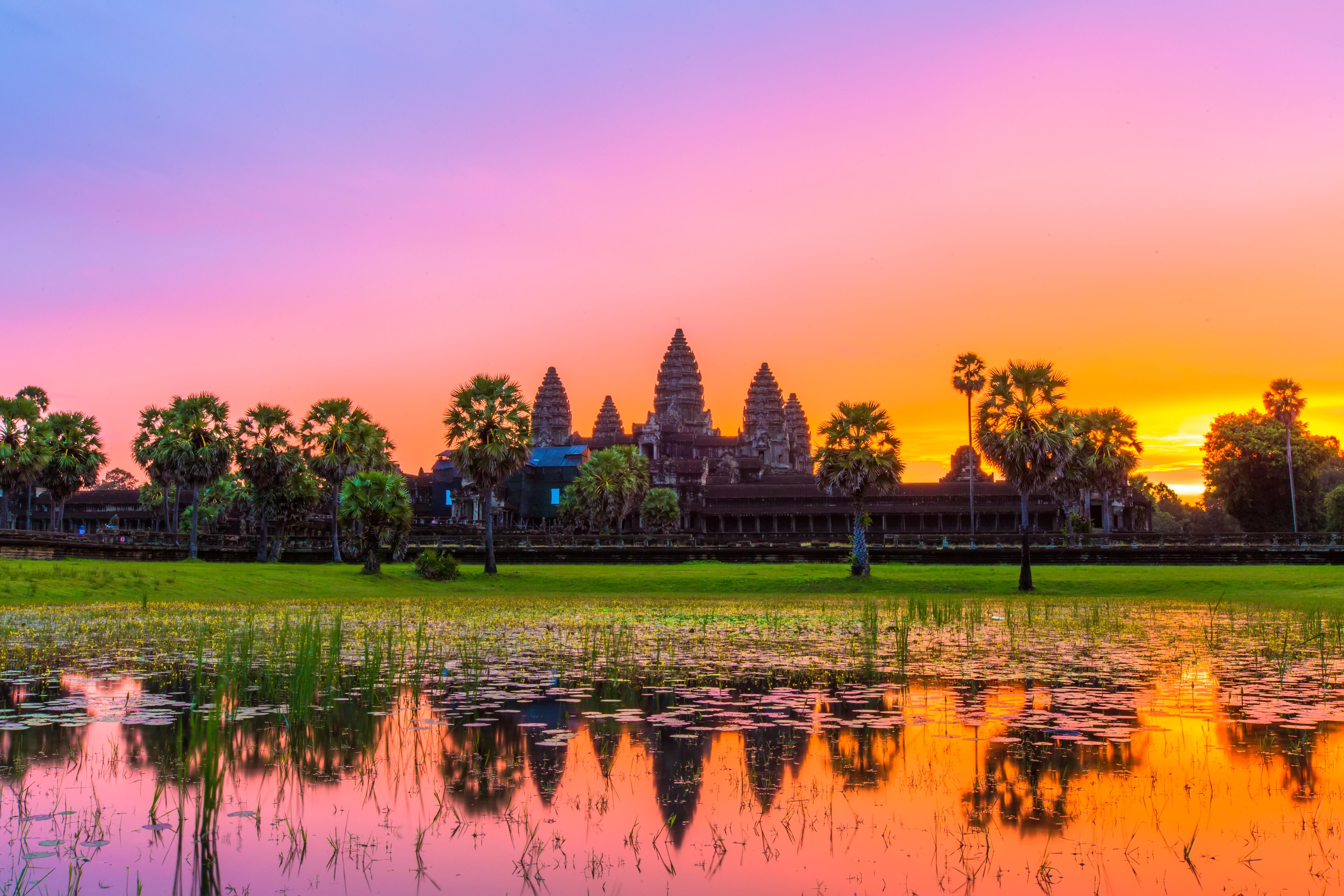 5760x3840 Sail the Mekong Riverrt of South East Asia to experience all Vietnam and Cambodia have to offer