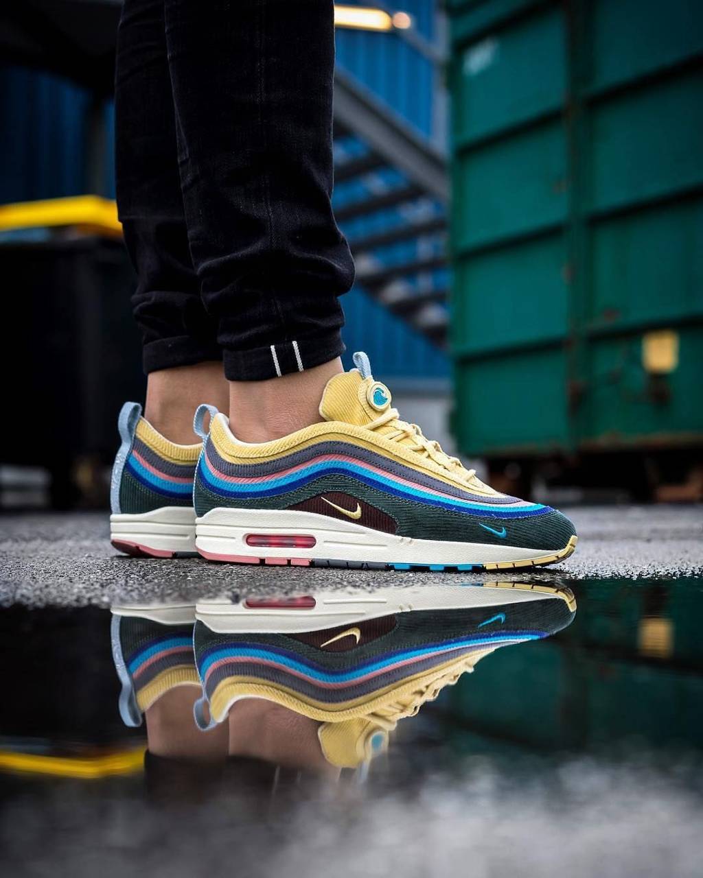 1024x1280 Nike Air Max Wallpaper