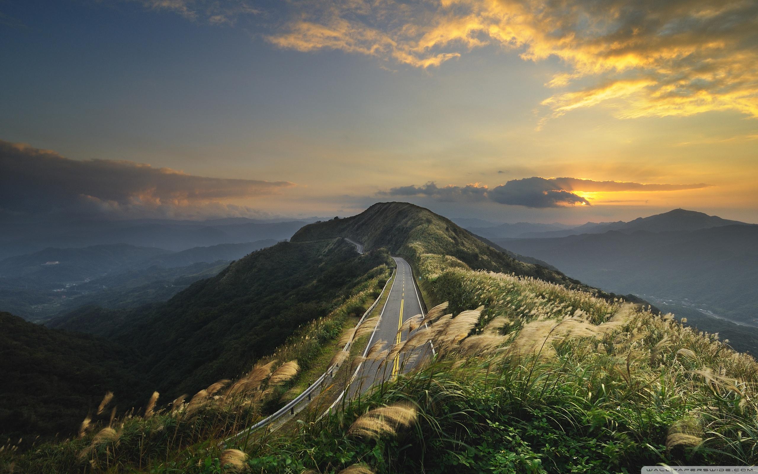 2560x1600 Mountain Road Top Ultra HD Desktop Background Wallpaper for 4K UHD TV : Multi Display, Dual Monitor : Tablet