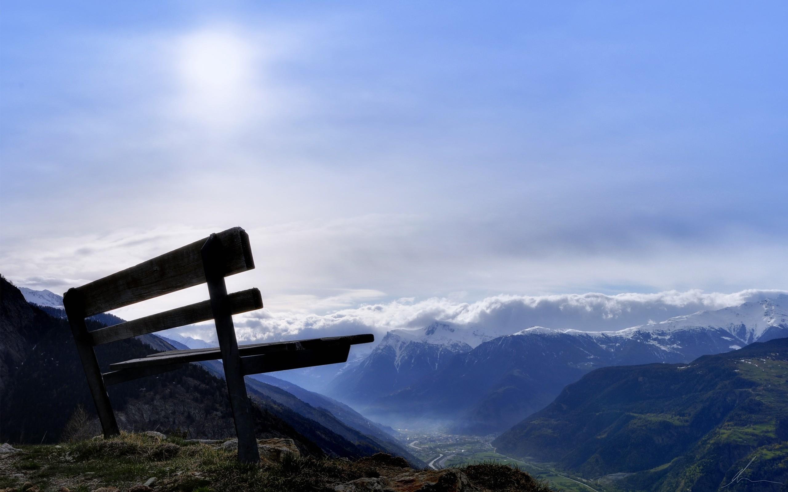2560x1600 Bench at the top of the mountain wallpaperx1600