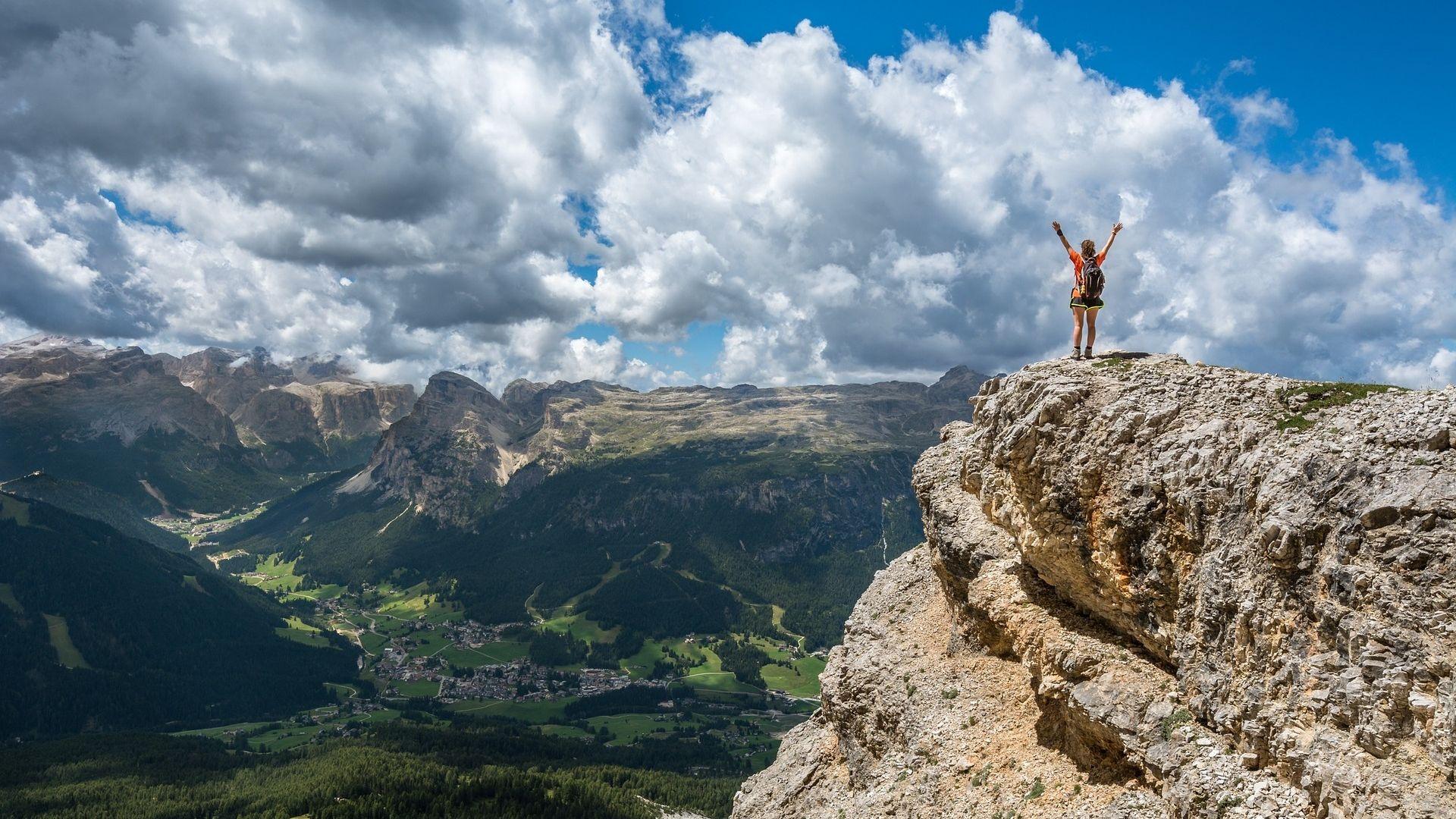 1920x1080 Mountain Top Achievement Free Photo Wallpaper