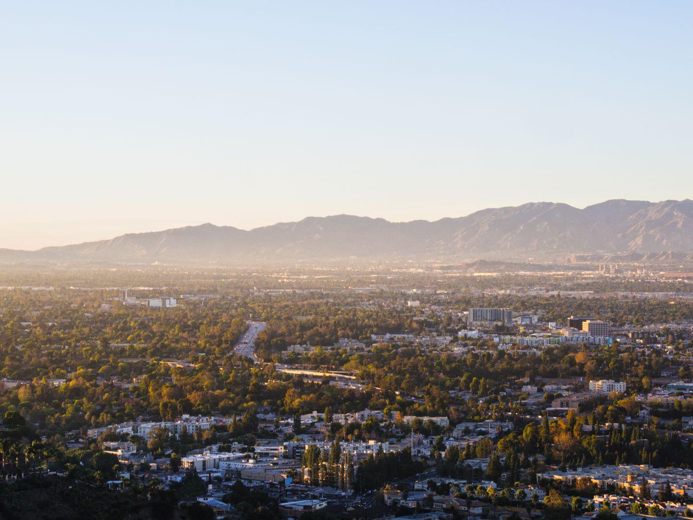 1400x1050 San Fernando Valley Home Prices Shatter All Time Record