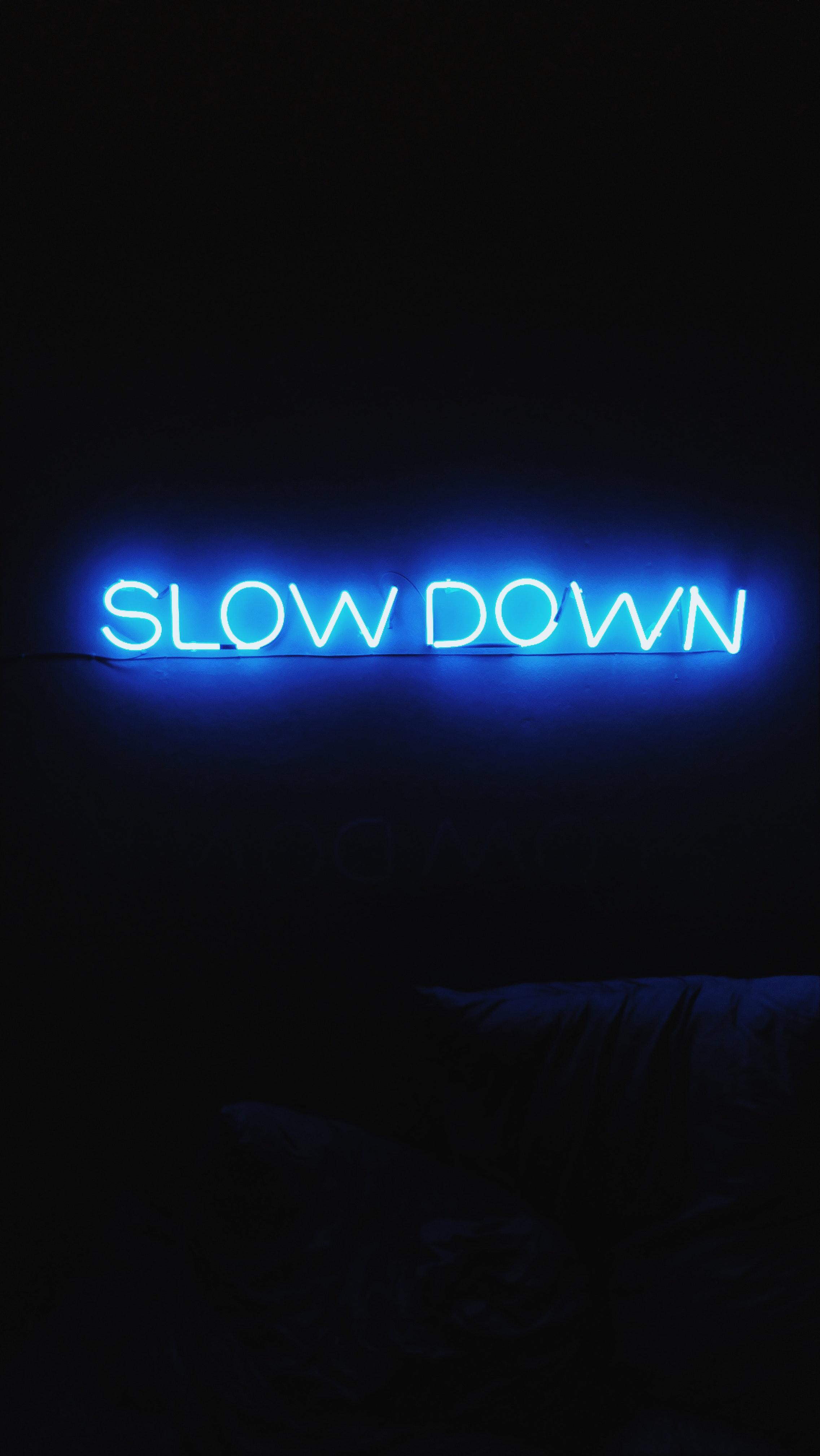 2272x4032 Best Neon Lights Photo · 100% Free Downloads