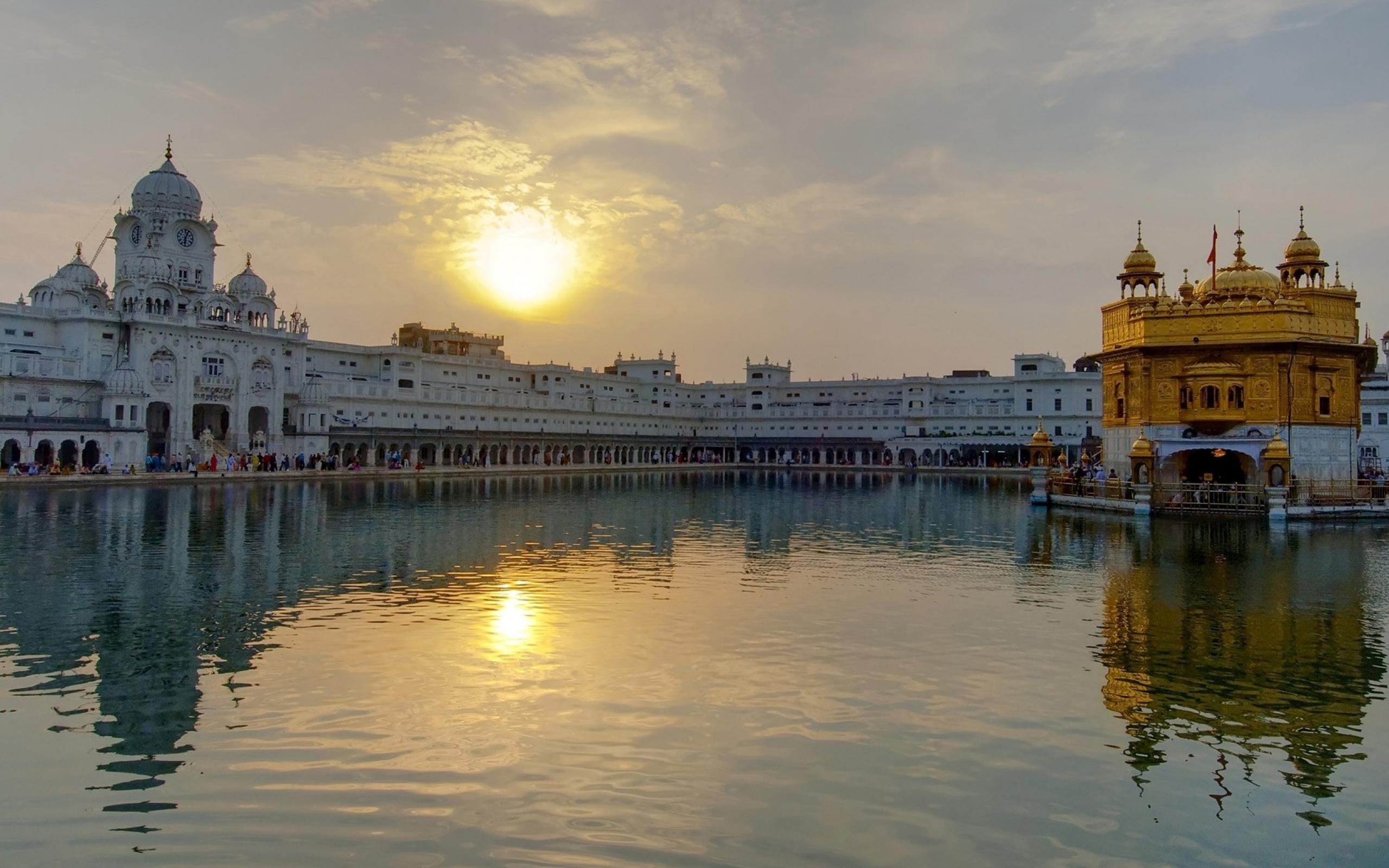 2560x1600 Harmandir Sahib HD Wallpaper