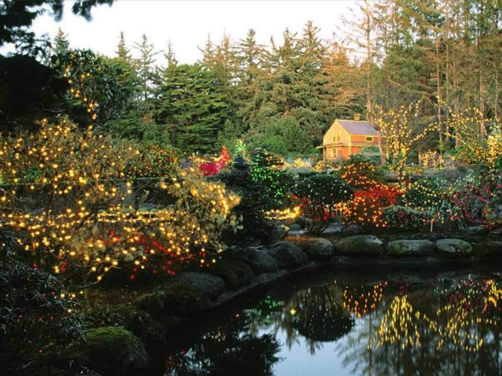 1024x768 Christmas Cottage