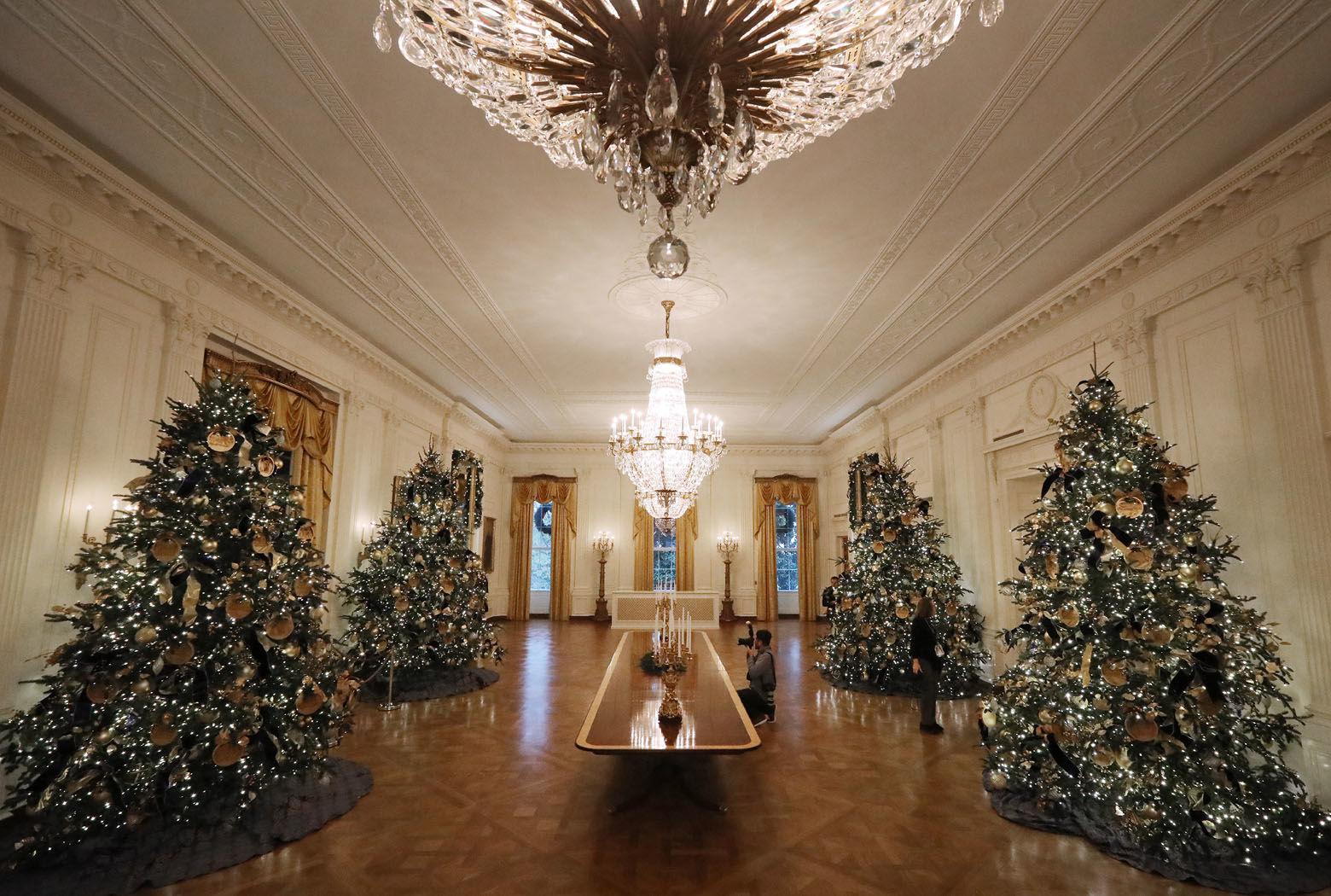 1560x1050 PHOTOS: First lady unveils White House 2018 Christmas decorations