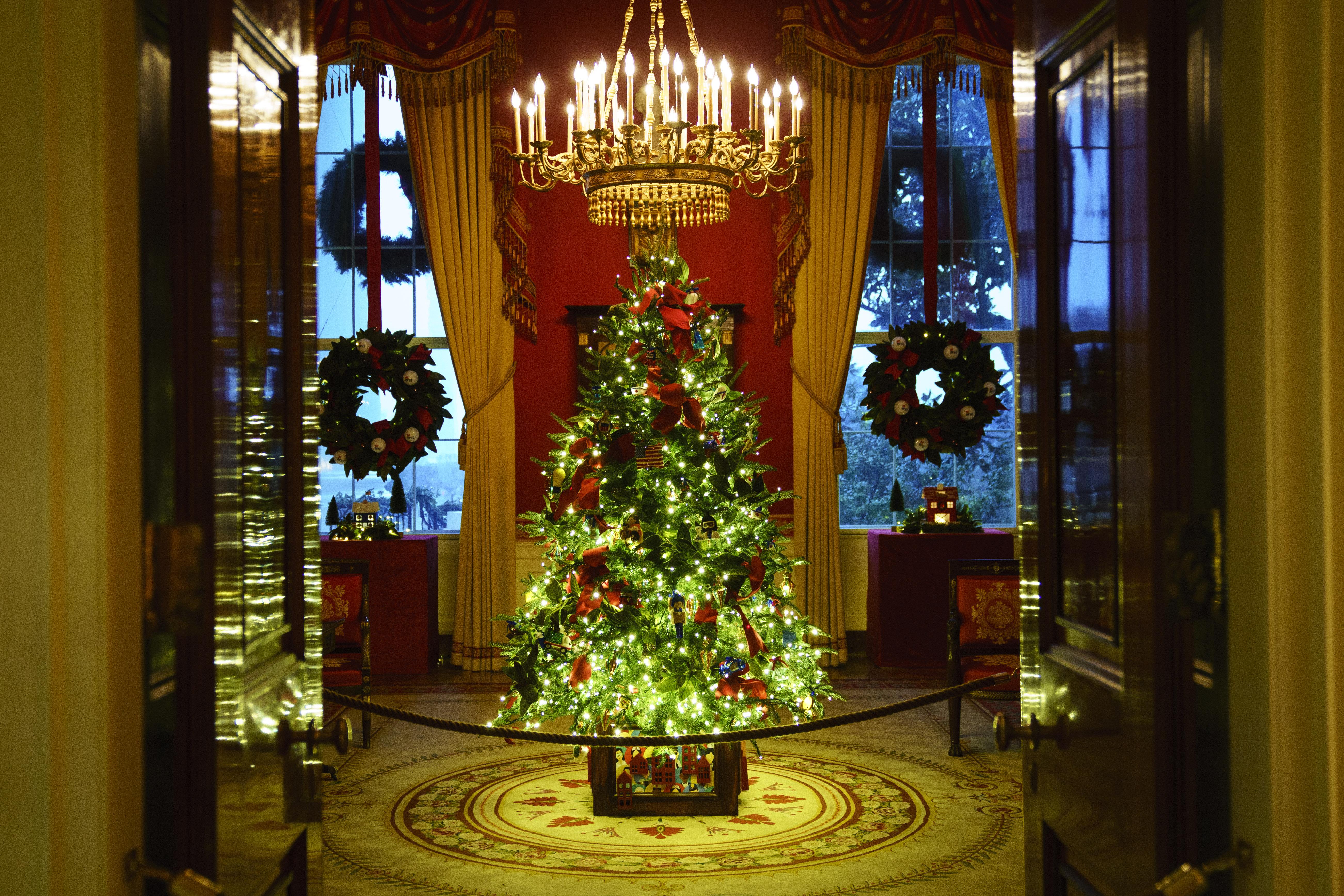 5207x3471 Photos: White House Reveals Christmas Decorations