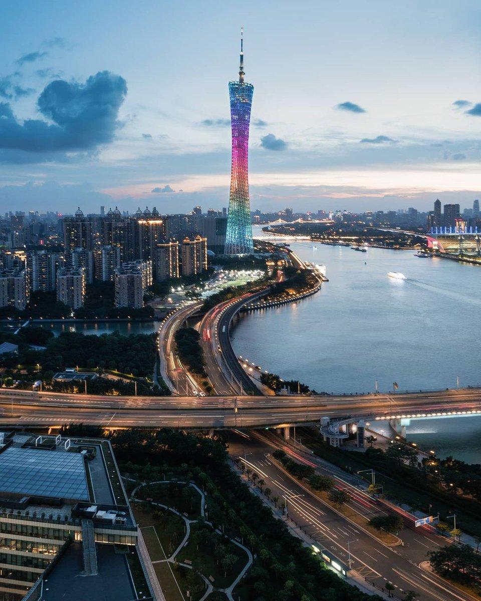 960x1200 Guangzhou China ☁️ A Fascinating Capture Of A Heart Shaped Cloud Right Next To The #CantonTower Shot By Azhi_px From IG