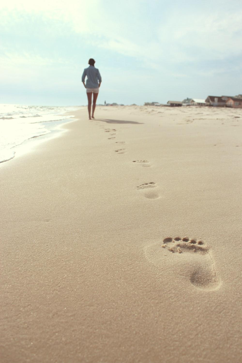 1000x1500 Footprints Sand Picture. Download Free Image