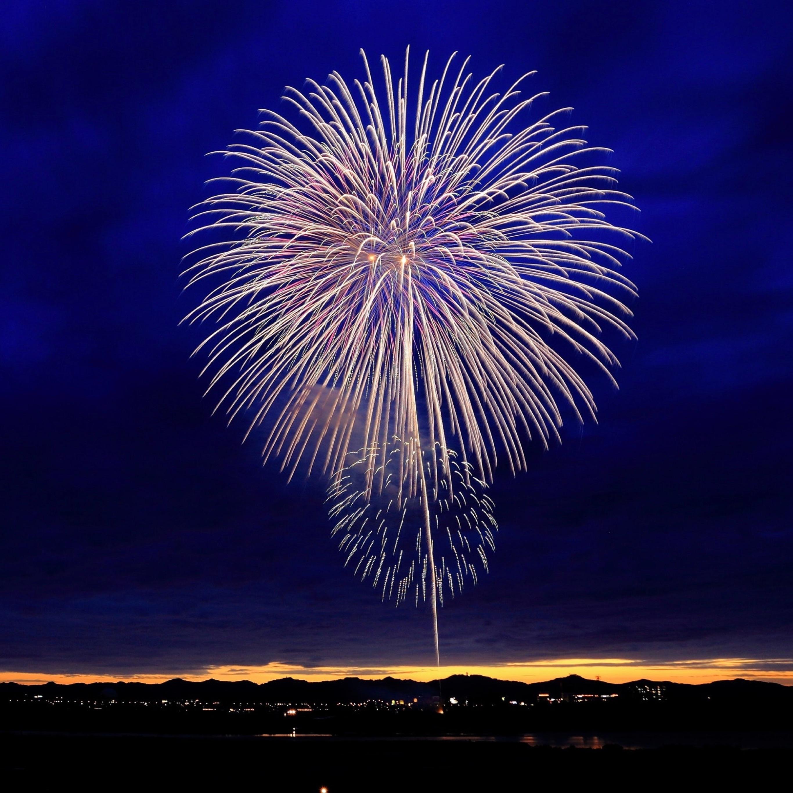 2732x2732 Wallpaper Weekends: Fireworks Wallpaper for iPhone, iPad, Apple Watch